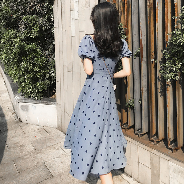 Rochie moderna de dama cu nasturi in albastru si alb