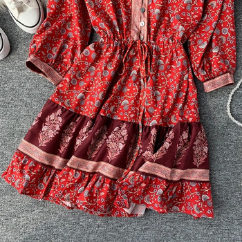 Rochie moderna de dama cu maneci lungi si nasturi in rosu