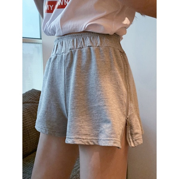 Pantaloni scurți casual de damă cu fermoar în trei culori