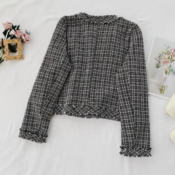 Есенно дамско карирано яке в черно-бял цвят