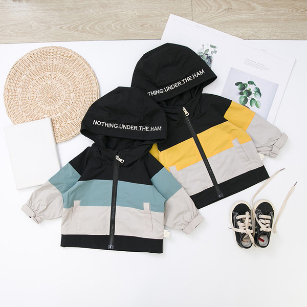 Jachetă modernă pentru copii pentru băieți cu glugă - două culori