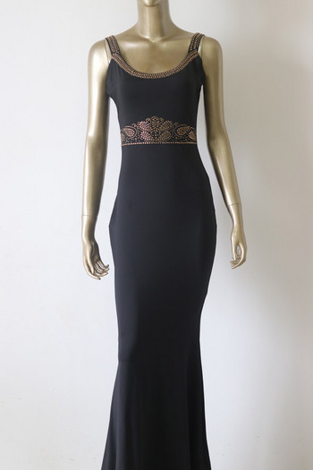 Стилна  дамска рокля с О-образно деколте в черен и бял цвят