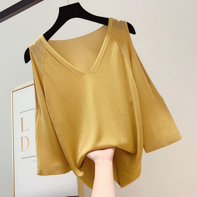 Bluză de damă cu mâneci 3/4 și decolteu în V