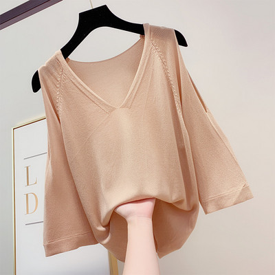 Bluză de damă cu mâneci 3/4 și decolteu în V