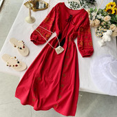 Rochie de dama cu maneci lungi si cravata