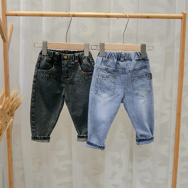 Blugi moderni pentru copii cu buzunare in negru si albastru pentru baieti