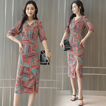 Rochie moderna de dama cu decolteu in V cu maneci 3/4