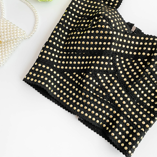 Top scurt de dama modern cu decor metalic in mai multe culori