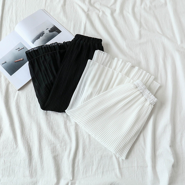 Fusta de dama moderna in alb si negru cu talie inalta