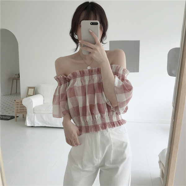 Bluza dama in carouri - model scurt cu umerii goi