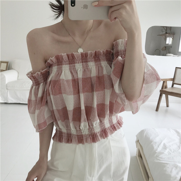 Bluza dama in carouri - model scurt cu umerii goi