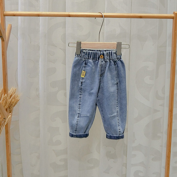 Blugi de copii actuali pentru baieti in albastru cu buzunare