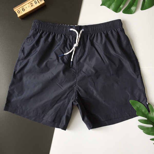 Pantaloni scurți de plajă pentru bărbați în diferite culori