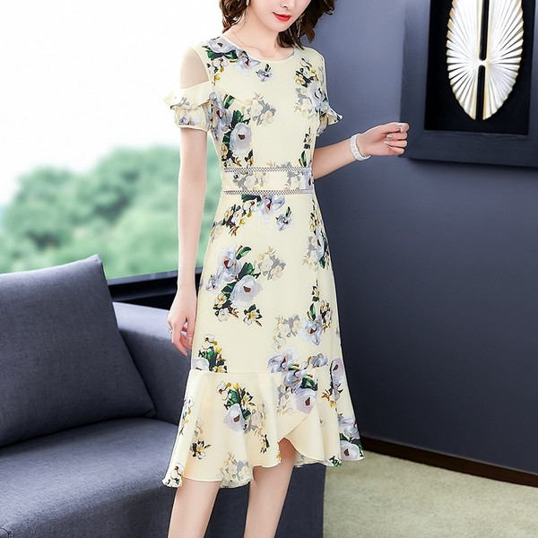Rochie eleganta de dama cu model floral cu decolteu O
