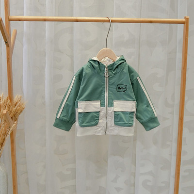 Noul model de jachetă pentru copii de zi cu zi pentru băieți în verde și roșu