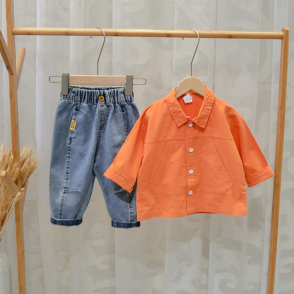 Noul model de cămașă pentru copii de zi cu zi în galben și portocaliu pentru băieți