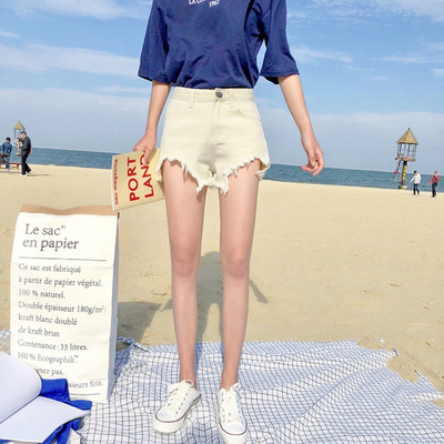 Blugi scurti casual de dama in alb si negru cu motiv rupt