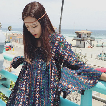 Rochie de dama actuala - model croiat cu maneci lungi