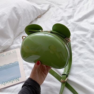 Geanta de dama moderna cu element 3D in patru culori