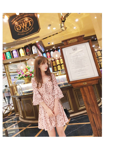 Rochie de dama actuala cu maneci 3/4 cu model floral