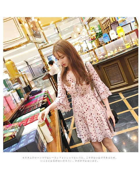 Rochie de dama actuala cu maneci 3/4 cu model floral