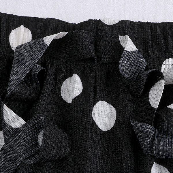 Pantaloni de dama la moda in negru cu cravate