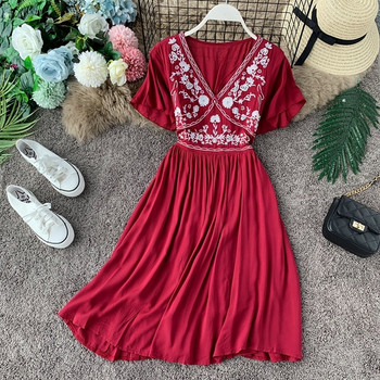 Rochie moderna de dama cu maneci scurte si broderie in diferite culori