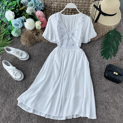 Rochie moderna de dama cu maneci scurte si broderie in diferite culori