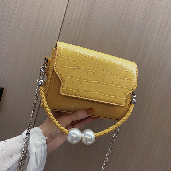 Geanta de dama din piele ecologica cu maner scurt si lung