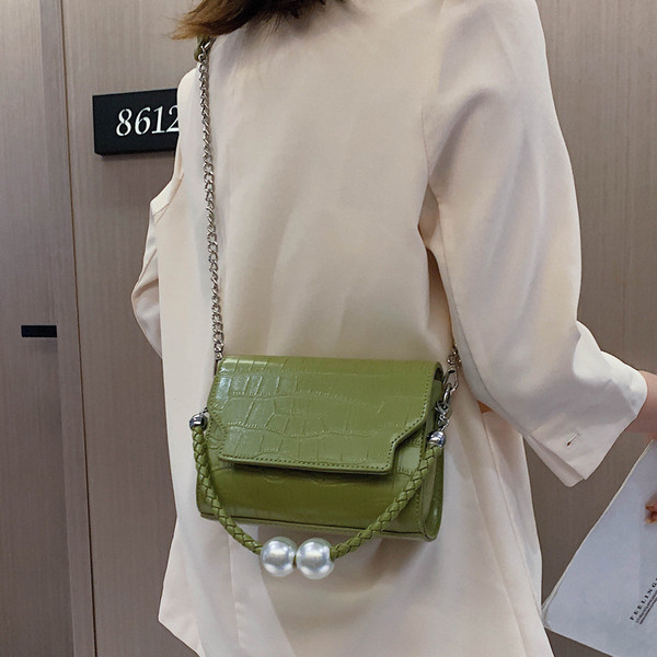 Geanta de dama din piele ecologica cu maner scurt si lung