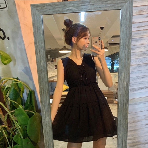 Rochie scurtă casual de damă în alb și negru