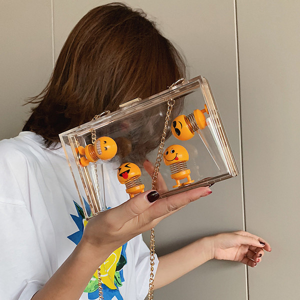 Geanta de dama cu inchidere metalica