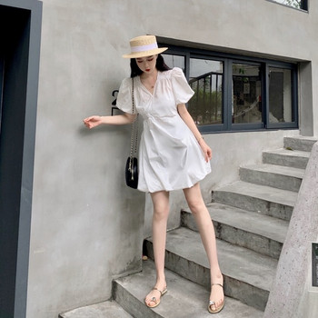 Модерна дамска рокля широк модел с къс ръкав в син и бял цвят 