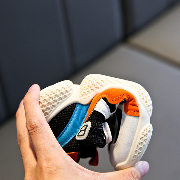 Adidași casual pentru copii pentru fete în alb și negru