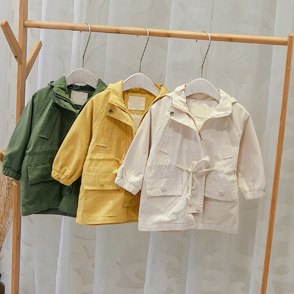 Geaca moderna pentru copii cu gluga si cravate in trei culori