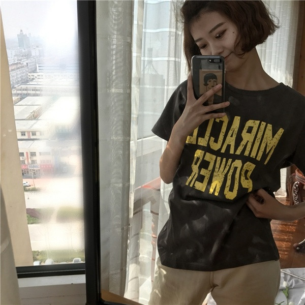 Bluză casual de damă cu inscripție și mâneci scurte în două culori