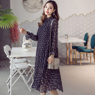 Rochie de dama actuala cu model floral in doua culori