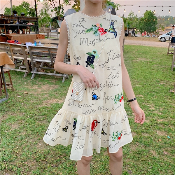 Rochie de dama actuala - model croiat in alb