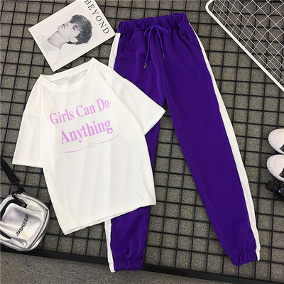 Set sport pentru femei cu inscripție în două culori