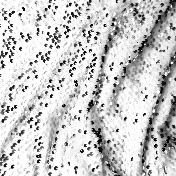 Стилна дамска рокля с цепка и пайети в няколко цвята 