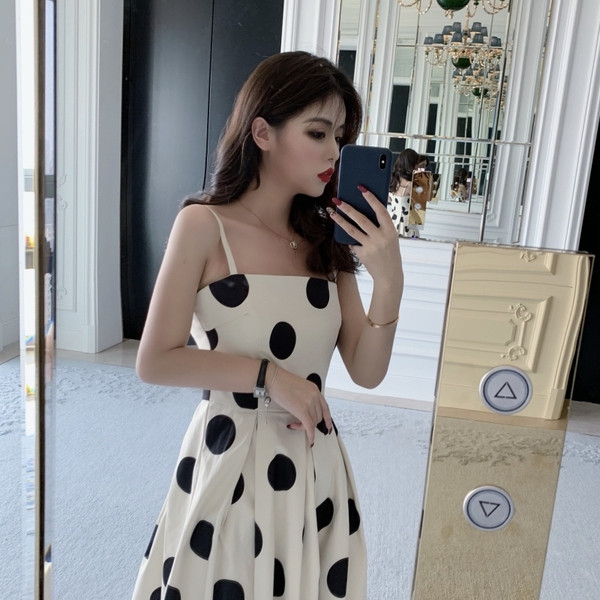 Rochie moderna de dama lunga cu bretele subtiri