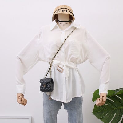 Cămașă modernă de damă cu curea în alb, negru și verde