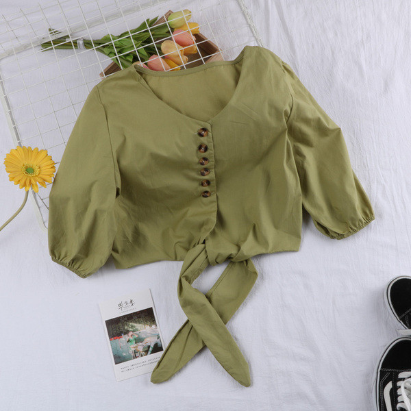 Bluza de dama in patru culori cu decolteu in V si nasturi