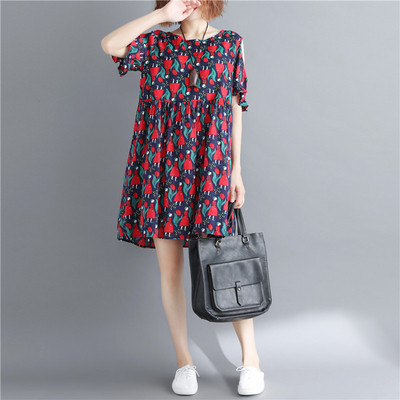 Актуална дамска рокля в два цвята - разкроен модел