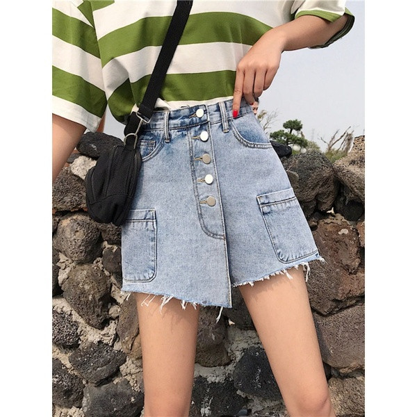 Blugi scurti moderni de dama cu nasturi si talie inalta