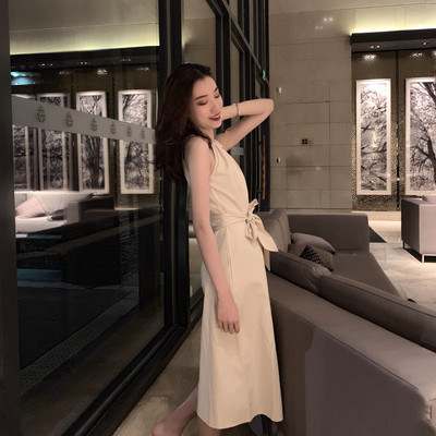 Rochie de dama actuala in doua culori cu bretele subtiri