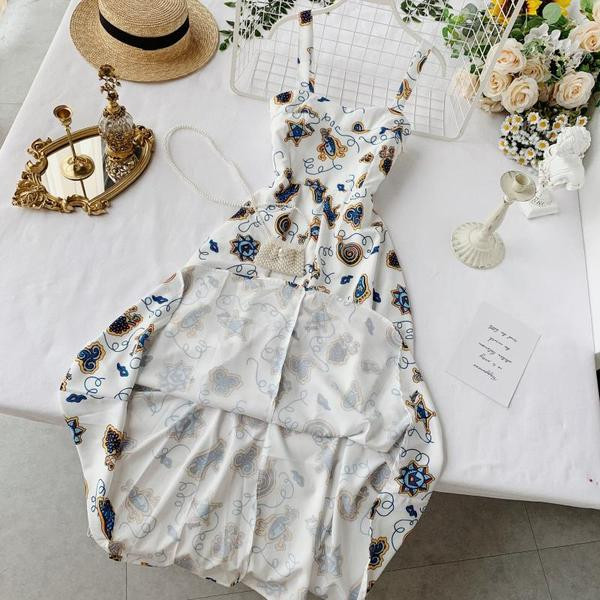 Rochie moderna de dama lunga cu bretele subtiri in alb si imprimeu color