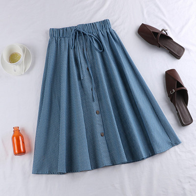 Fusta de dama moderna cu nasturi si cravate