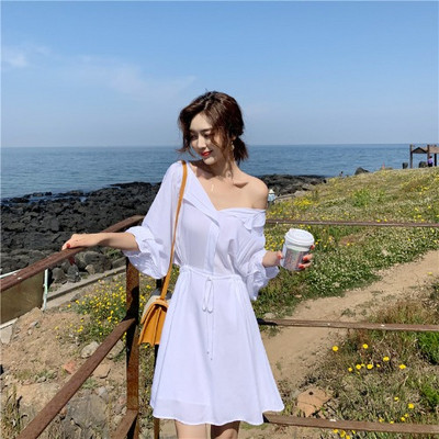 Rochie de dama moderna de culoare alba - model croiat