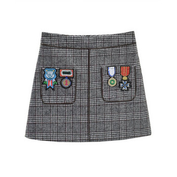 Fusta de dama cu embleme colorate in doua culori